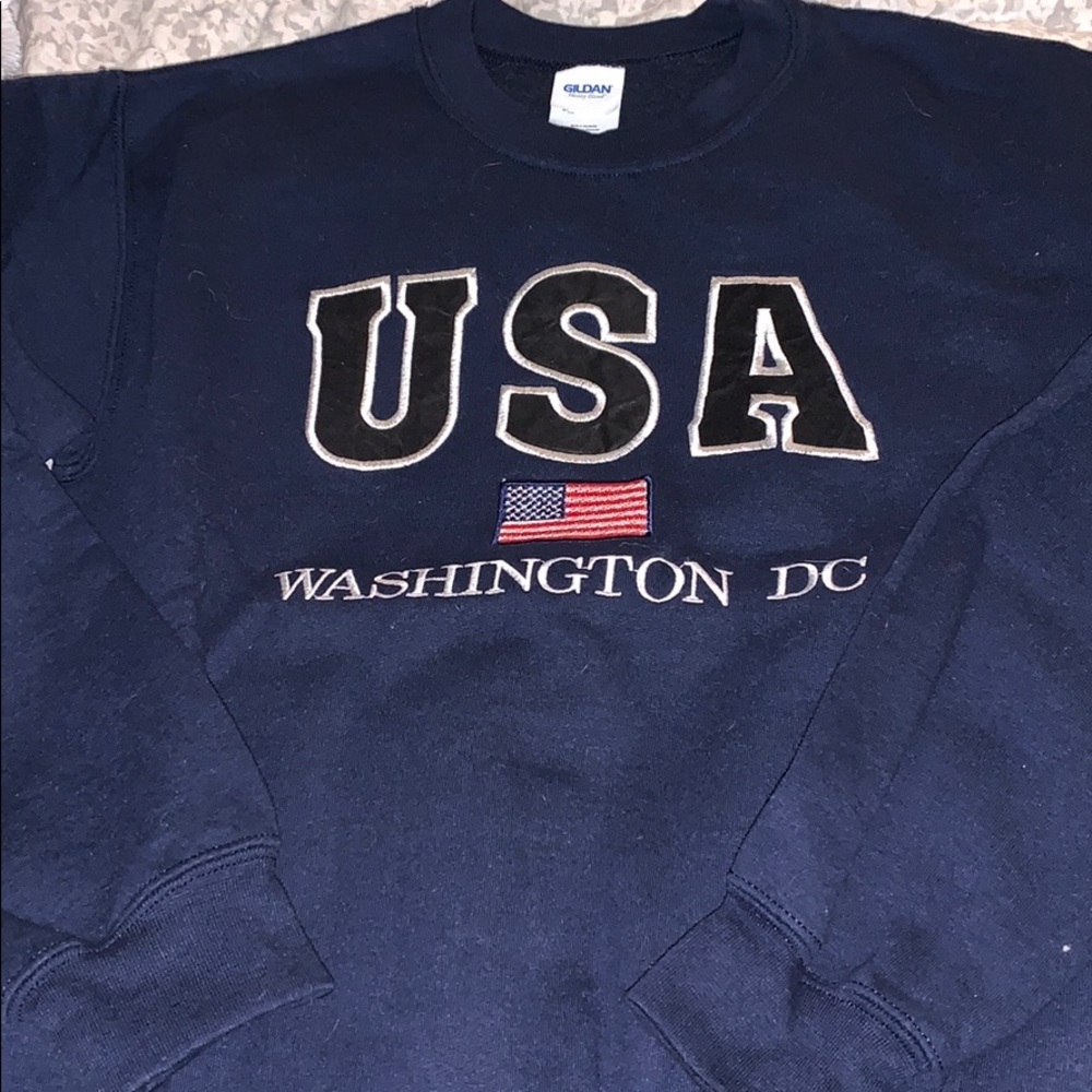 Sweatshirt